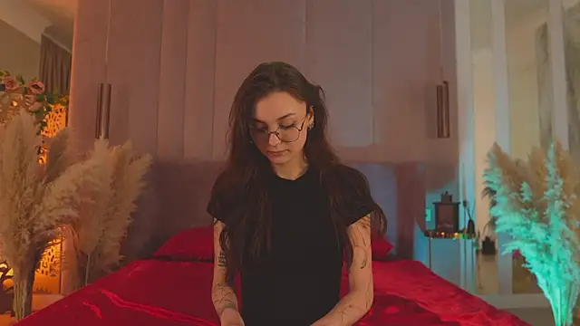 Snapshot of AmeliaKlark_ chatting on April 8, 2026, 1:51 am AmeliaKlark online show from April 8, 2026, 1:51 am