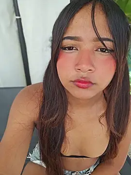 Snapshot of Pretty_karol chatting on May 5, 2026, 1:25 pm Pretty karol online show from May 5, 2026, 1:25 pm