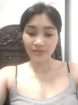 Saryloveparadise online show from April 19, 2026, 6:43 pm