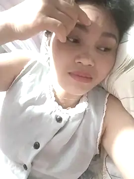 Saryloveparadise online show from April 20, 2026, 8:50 am