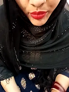 Snapshot of Miss_Noor__ chatting on April 12, 2026, 5:33 am Miss Noor online show from April 12, 2026, 5:33 am