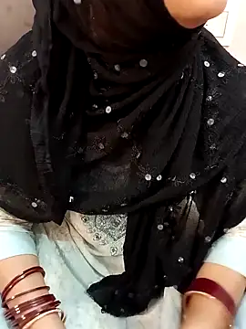 Snapshot of Miss_Noor__ chatting on April 13, 2026, 6:28 am Miss Noor online show from April 13, 2026, 6:28 am