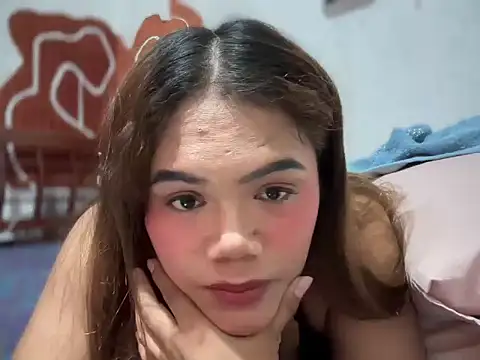 Snapshot of yourhotwild_bella chatting on April 18, 2026, 7:07 pm yourhotwild bella online show from April 18, 2026, 7:07 pm