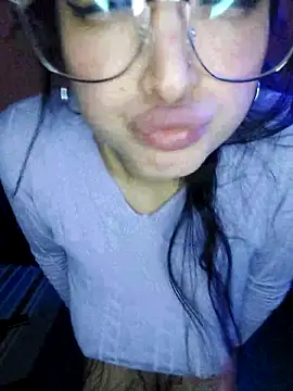 Steffanny2026 online show from May 2, 2026, 3:34 am