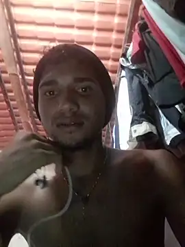 Snapshot of zack_evanz chatting on April 15, 2026, 6:12 pm zack evanz online show from April 15, 2026, 6:12 pm