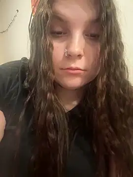 sweetandsourboo online show from April 30, 2026, 8:16 pm