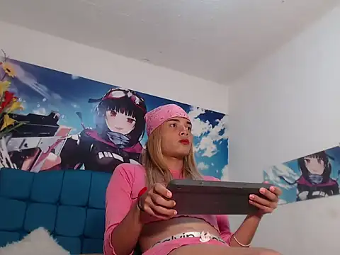 Nathaly Sam online show from May 3, 2026, 11:37 am
