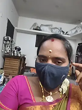 Snapshot of Tamil_Sangeetha chatting on May 18, 2026, 4:23 pm Tamil Sangeetha online show from May 18, 2026, 4:23 pm