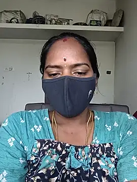 Snapshot of Tamil_Sangeetha chatting on May 27, 2026, 7:16 am Tamil Sangeetha online show from May 27, 2026, 7:16 am
