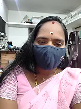 Snapshot of Tamil_Sangeetha chatting on May 2, 2026, 4:01 pm Tamil Sangeetha online show from May 2, 2026, 4:01 pm