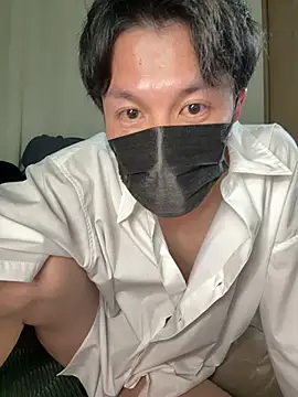 -YumaUemura- online show from May 10, 2026, 2:19 pm