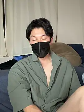 -YumaUemura- online show from May 17, 2026, 1:55 pm