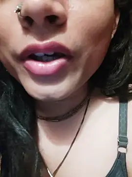 SweetTsAngel online show from April 18, 2026, 7:07 pm