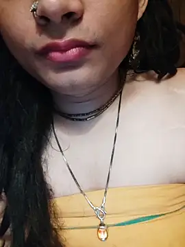 SweetTsAngel online show from May 2, 2026, 3:17 pm