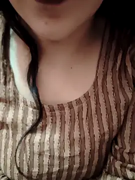 Snapshot of ZOYA_KHAN-123 chatting on April 13, 2026, 8:40 am ZOYA KHAN-123 online show from April 13, 2026, 8:40 am