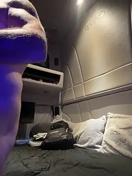 Snapshot of Diversified_Reality chatting on April 8, 2026, 12:28 pm Diversified Reality online show from April 8, 2026, 12:28 pm