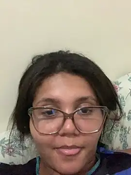 Snapshot of viviboraaaa chatting on April 14, 2026, 12:59 am viviboraaaa online show from April 14, 2026, 12:59 am