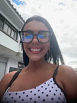 Snapshot of SofiParma chatting on July 5, 2026, 8:48 pm SofiParma online show from July 5, 2026, 8:48 pm