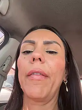 SofiParma online show from May 5, 2026, 7:06 pm