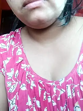 itz-liliroy online show from April 4, 2026, 1:45 am