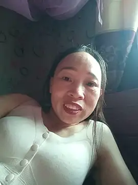 Vily-lonely online show from May 19, 2026, 2:51 am