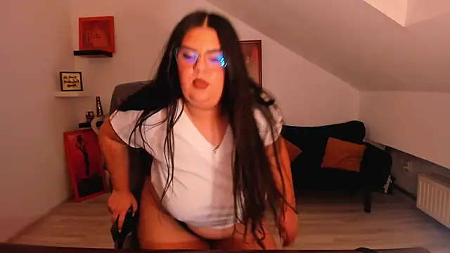 MariyaWill online show from April 30, 2026, 8:38 pm