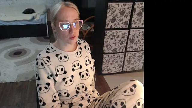 Sweet hot shrmp online show from April 28, 2026, 2:27 am