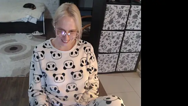 Sweet hot shrmp online show from April 24, 2026, 4:03 am