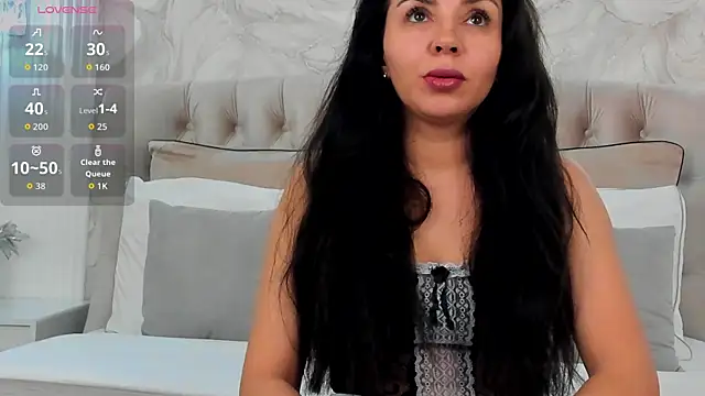 Snapshot of MonicaRamoss chatting on April 17, 2026, 3:04 pm MonicaRamoss online show from April 17, 2026, 3:04 pm