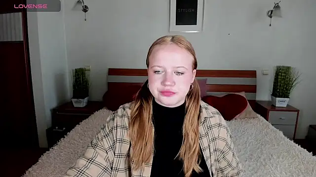 Snapshot of KittyCutest chatting on March 31, 2026, 7:21 am KittyCutest online show from March 31, 2026, 7:21 am