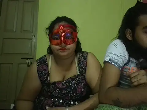 Snapshot of Naina1994 chatting on May 29, 2026, 6:41 am Naina1994 online show from May 29, 2026, 6:41 am