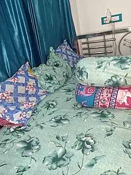 CamGirl Neha online show from May 15, 2026, 8:12 am