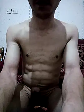 Snapshot of elzabeerr1 chatting on April 6, 2026, 5:08 am elzabeerr1 online show from April 6, 2026, 5:08 am