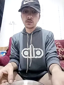 Snapshot of elzabeerr1 chatting on April 7, 2026, 4:47 am elzabeerr1 online show from April 7, 2026, 4:47 am