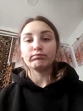 DomiXnika online show from April 1, 2026, 1:52 pm