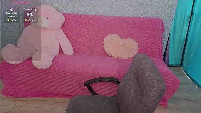 SofiDreamm online show from May 12, 2026, 2:34 pm