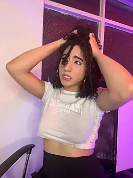Odett Khastoff online show from May 23, 2026, 4:44 am