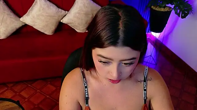 Snapshot of BrittanyBlueberry chatting on April 4, 2026, 1:39 pm BrittanyBlueberry online show from April 4, 2026, 1:39 pm