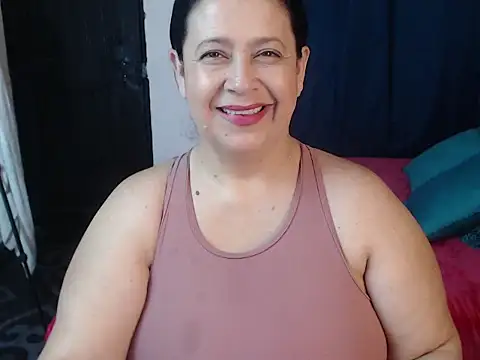 Snapshot of carlareyesk977 chatting on June 17, 2026, 12:37 pm carlareyesk977 online show from June 17, 2026, 12:37 pm