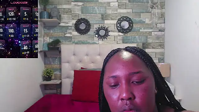Snapshot of Skylernaomi chatting on June 13, 2026, 2:04 pm Skylernaomi online show from June 13, 2026, 2:04 pm