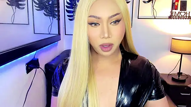 Snapshot of _YourBeautifulShemale_ chatting on May 19, 2026, 9:38 am YourBeautifulShemale online show from May 19, 2026, 9:38 am