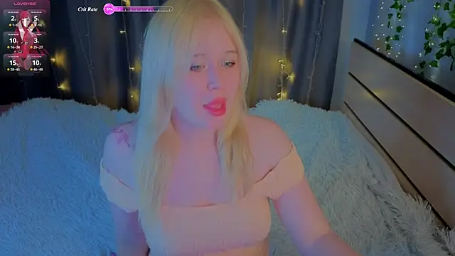 unburnedgirl online show from June 26, 2026, 7:20 pm