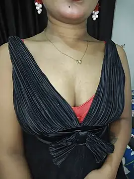 Piyu x online show from May 17, 2026, 7:03 pm