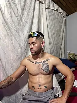 Sexmuscle17 online show from July 9, 2026, 8:41 pm