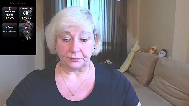 Snapshot of Milane_Milky chatting on April 3, 2026, 6:53 am Milane Milky online show from April 3, 2026, 6:53 am