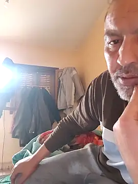 Bigzebg online show from April 3, 2026, 11:27 am