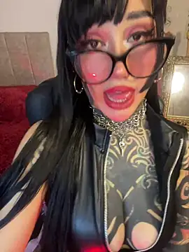 Snapshot of Musedreams chatting on April 10, 2026, 12:50 am Musedreams online show from April 10, 2026, 12:50 am