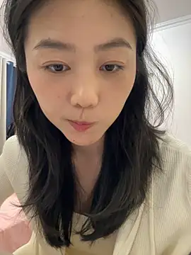 Shanshan 1267 online show from April 30, 2026, 10:44 am