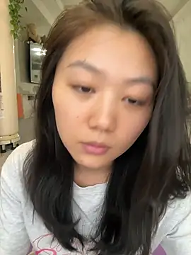 Shanshan 1267 online show from May 15, 2026, 11:08 am