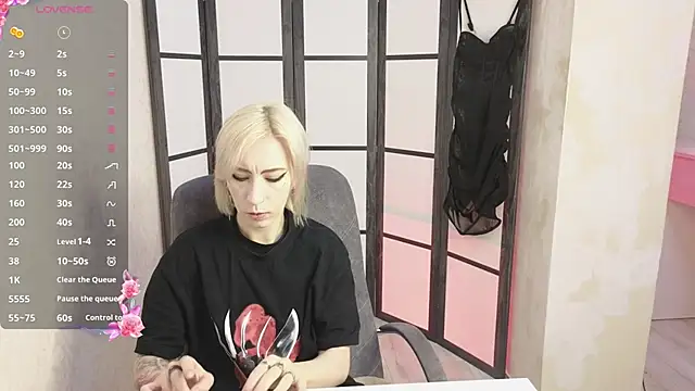Black Orchides online show from April 23, 2026, 8:21 am